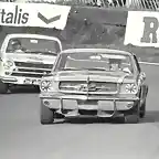 1964_Oulton_Park_Jack_Brabham_Mustang_Jim_Clark_Cortina