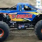 2005 49 Tmaxx real1