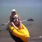 kiara en kayak