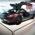 Mercedes-Benz-SLS-AMG-Night-Black-2