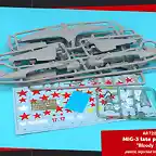 AR72011-1-72-MiG-3-late-Bloody-1941-kit-content