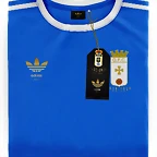 camiseta doblada etiqueta b