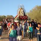 por la cuesta abajo del rosal