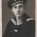 Kriegsmarine_sailor_wearing_Panzer_Assault_Badge