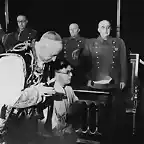 francisco franco misa obispo