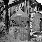 fuehrer-hitler-bunker-berlin-1945-003[1]