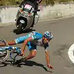 GIRO2011,ETA 7 CAIDA FEDERICO CANUTTI