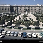 madrid-siglo-xx-decada-de-los-60-plaza-de-oriente-y-palacio-real-ao-1968-P7F9EH