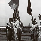 Mac Arthur recibe el mando de las tropas de la ONU.