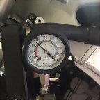 TL1000S compresion cilindro delantero
