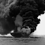 USS_Bunker_Hill_burning Oki