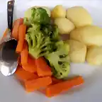 Acompaamientode patats, brecl y zanahoria