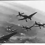 Bundesarchiv_Bild_101I-646-5188-17,_Flugzeuge_Junkers_Ju_87