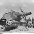 Bundesarchiv_Bild_101I-154-1964-28,_Russland,_russischer_Panzer[1]