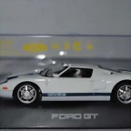 Superslot H2570 Ford GT 2003 Road Version