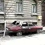 pompierii_au_stins_un_autoturism_dacia_1300