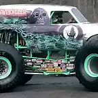 2016 29 gravedigger real