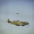 Spitfire_VBs_40_Sqn_SAAF_over_Tunisia_1943