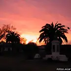 Un atardecer capatado en la Plaza Arturo prat, de Pichilemu.