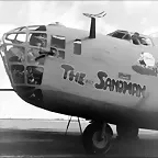 42-40402-B-24D-Liberator-9AF-98BG345BS-W-The-Sandman-over-nose-art-left-side-1943-eBay-01