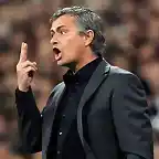 Mou siempre cabreado