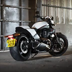 Harley-Davidson-FXDR-1141
