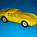 32-revell-vintage-ferrari-250-gt_yellow 1