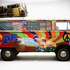 normal_Volkswagen_Bully-17