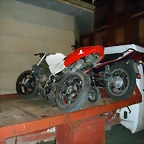 PB010557