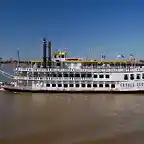 Creole Queen navegando por el Mississippi