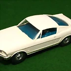 Ford Mustang Fast Back  Blanco 3