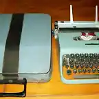 Maquina-De-Escribir-Olivetti-Lettera-22-Maletin-20171204054641