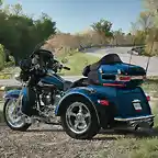 Harley-Davidson FLHTCUTG Tri Glide Ultra Classic