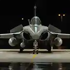 Fotografia nocturna d eun Dassault Rafale