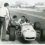 10- mw3-01 - el mismo auto al ao siguiente - novamotor - jimmy mieusset en pau 1970