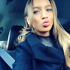 amandalinneas__2015-11-22_03-56-39