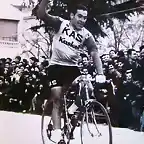 1967 GIRO GOMEZ DEL MORAL GANANDO EN LA SPECIA