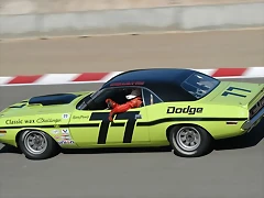Dodge Challenger - 2