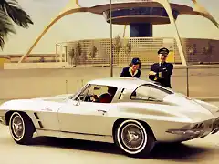 corvette-1963-sting-ray-rear-view-lax-1024x626