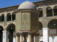 800px-Umayyad_Mosque-Dome_of_the_Treasury