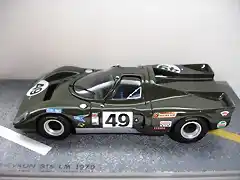 49-chevron_B16