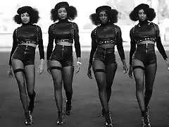 Beyonce-rinde-tributo-Panteras-Negras-2-Super-Bowl