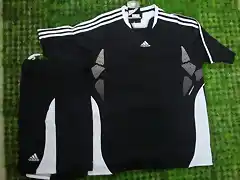 Kit Adidas