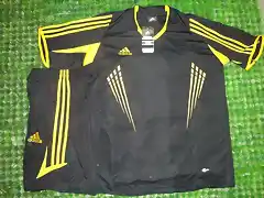 Kit Adidas