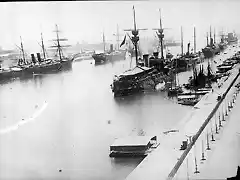 800px-Spanish_Fleet,_Suez_Canal_1898