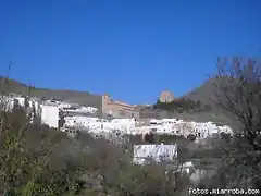 Vista Iglesia y Castillo de Grgal desde el Puente