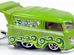 2013 01 Volkswagen-Kool-Kombi-a