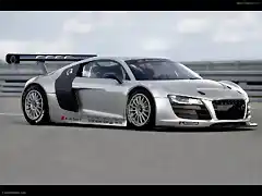 Audi R8 000