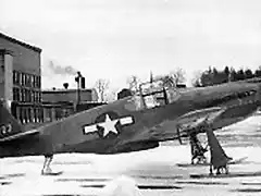 220px-North_American_P-51A-NA,_ski_modification,_side_view_(SN_43-6003)._First_-A_model_built_061023-F-1234P-012 (Copiar)