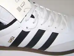 ADIDAS-28 $130.000